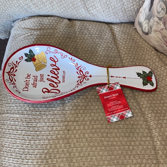 ❤️🤍💚NWT Mark 5:36 “Don’t be afraid just Believe” Ceramic Christmas Spoon Rest - Picture 5 of 9